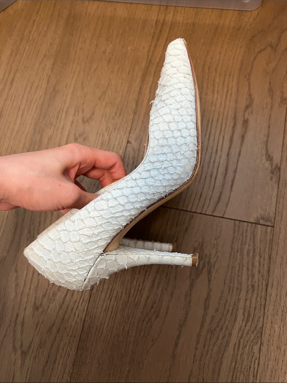 White Textured Pointed-Toe Pumps - Picture 4 of 8